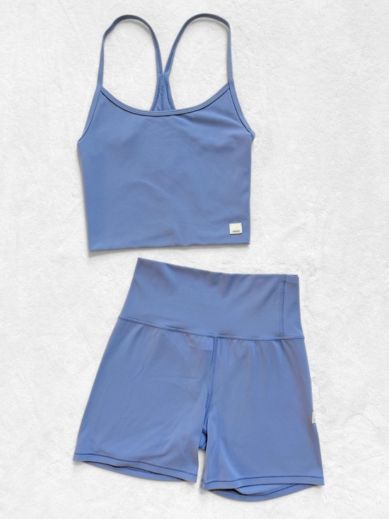 Vuori Pants - Vuori All The Feels Tank + Biker Shorts Set – Blue Quartz – XXS/XS